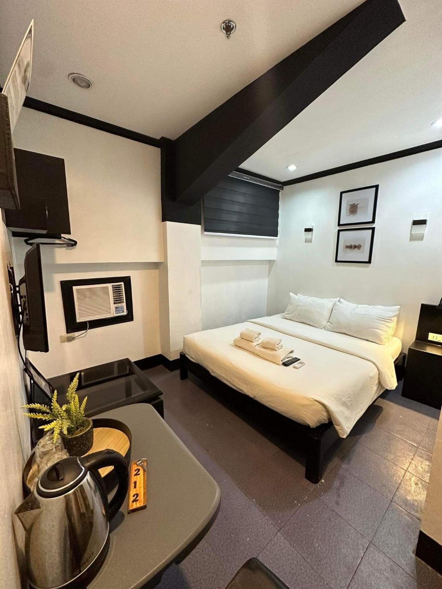 Fernando'S Hotel Sorsogon Экстерьер фото