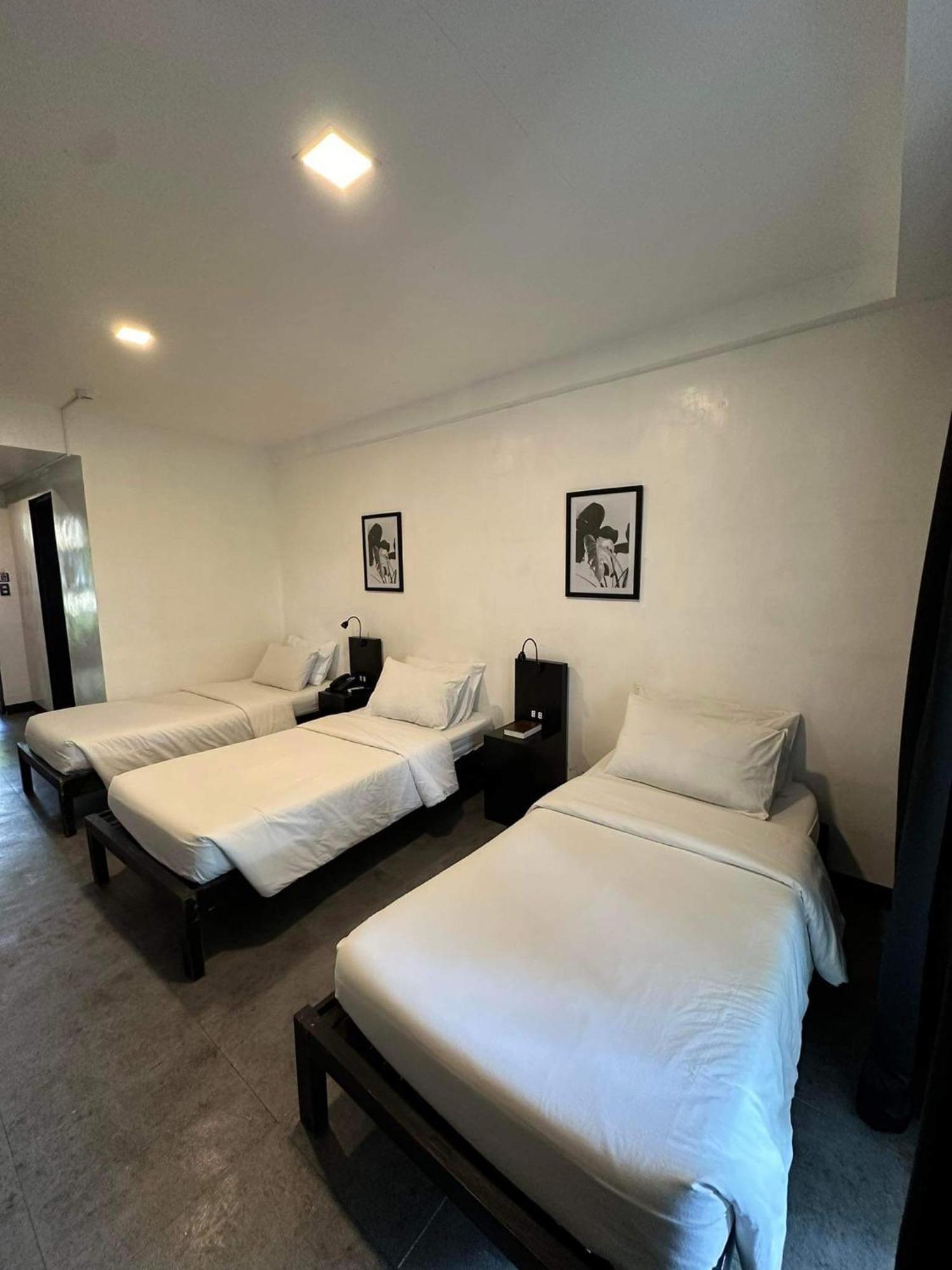 Fernando'S Hotel Sorsogon Экстерьер фото