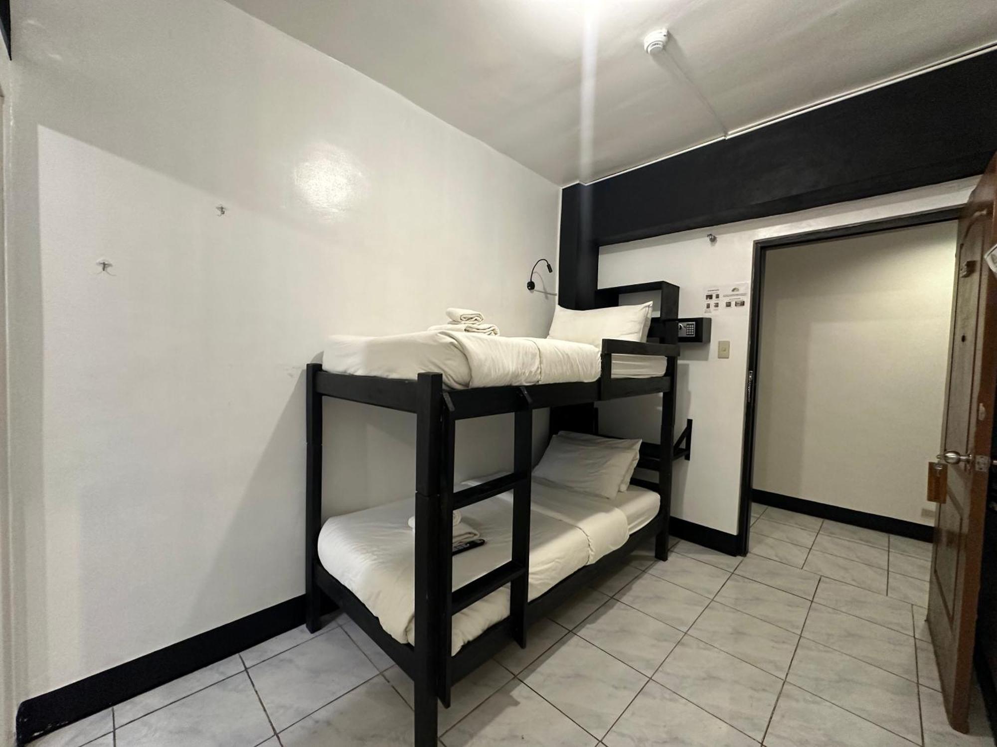 Fernando'S Hotel Sorsogon Экстерьер фото