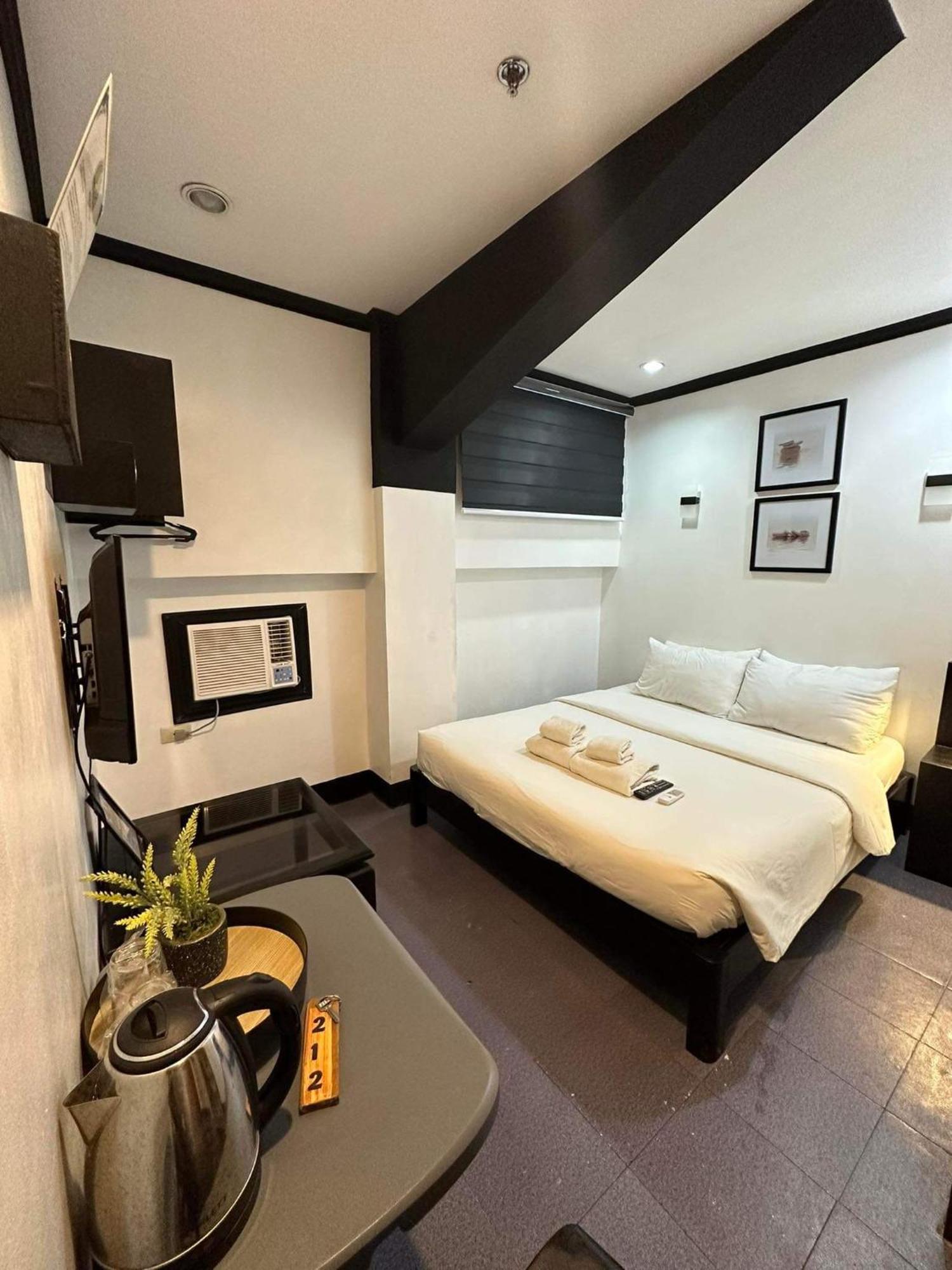 Fernando'S Hotel Sorsogon Экстерьер фото