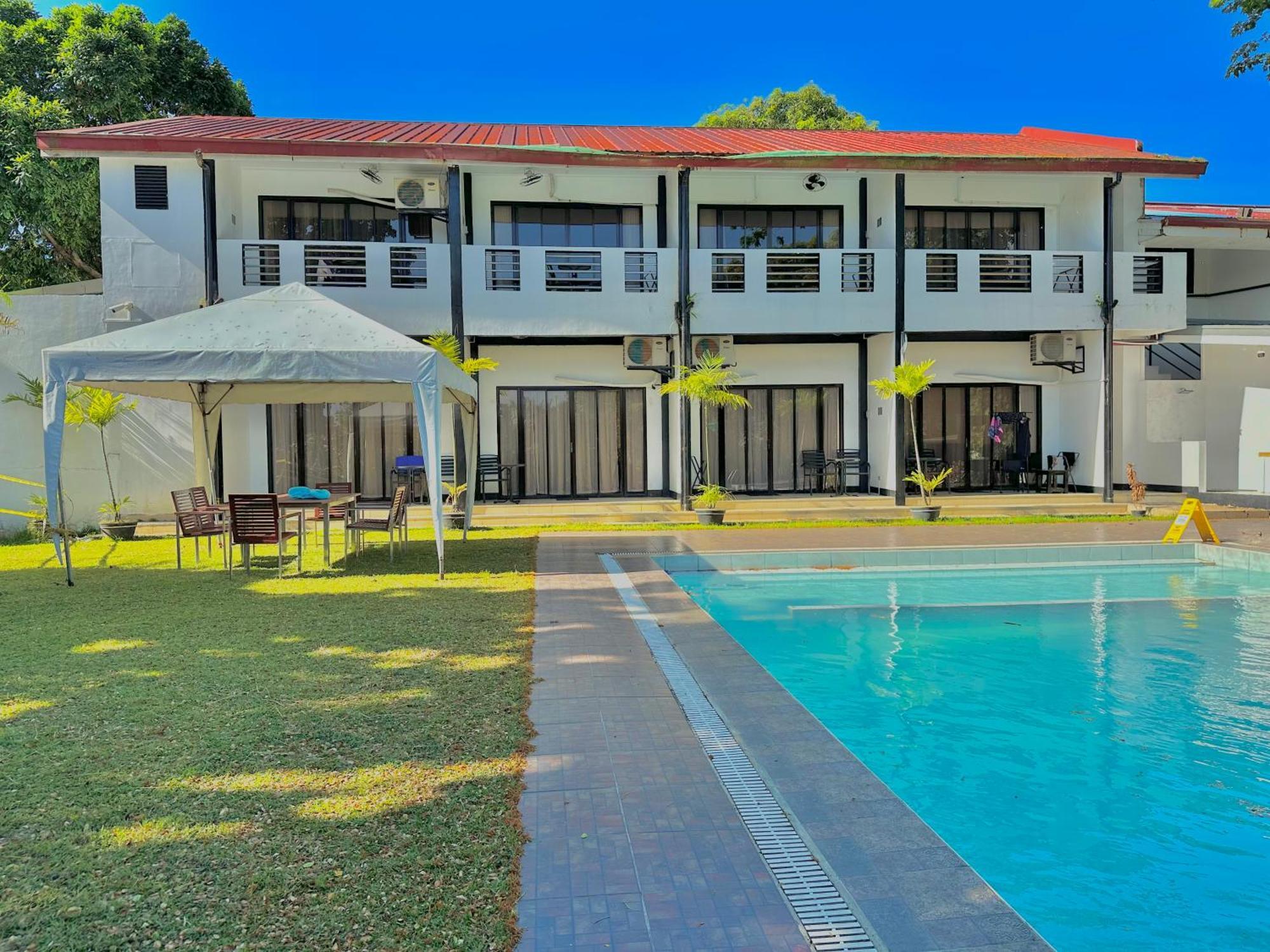 Fernando'S Hotel Sorsogon Экстерьер фото