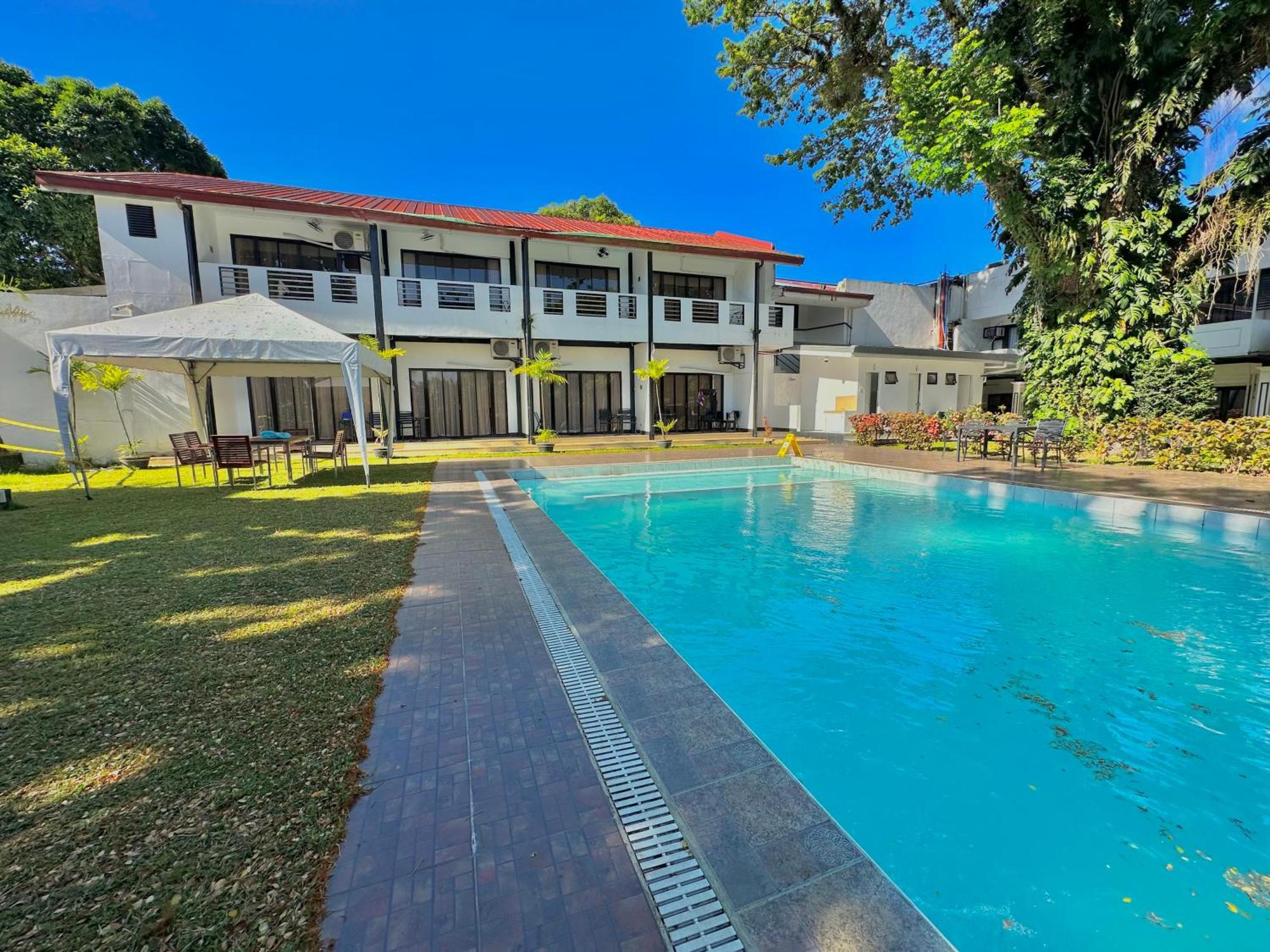 Fernando'S Hotel Sorsogon Экстерьер фото