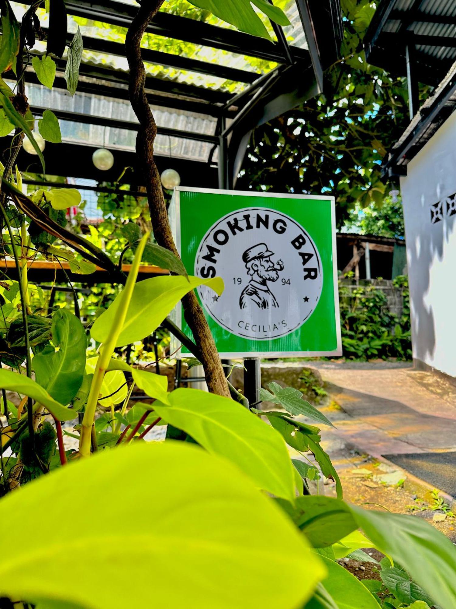 Fernando'S Hotel Sorsogon Экстерьер фото